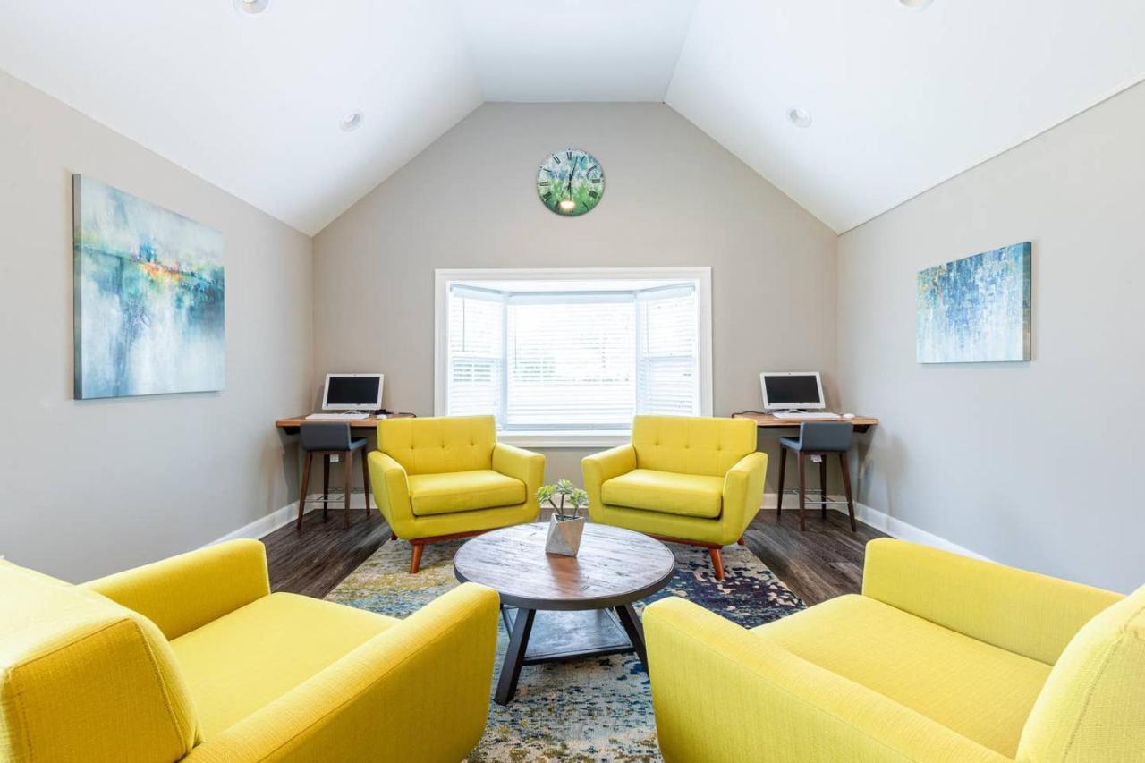 Carytown Living With *Pool And Gym* Leilighet Richmond Eksteriør bilde